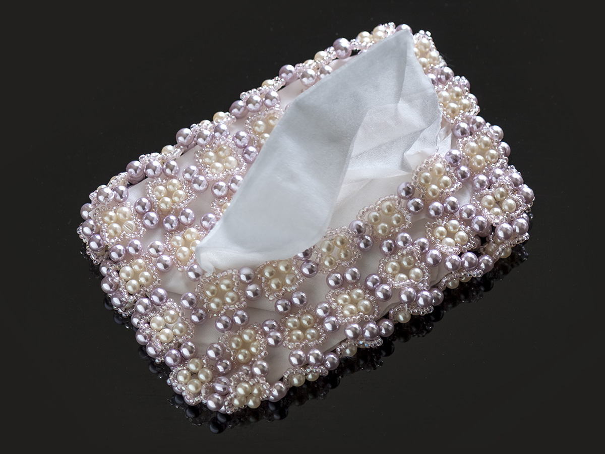 淡いピンクパープルのポケットティッシュカバー