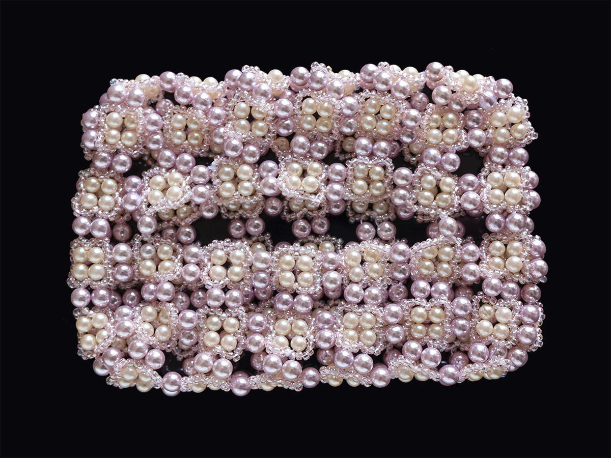 淡いピンクパープルのポケットティッシュカバー